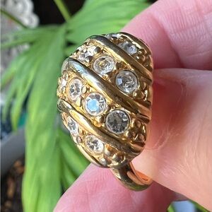 Vintage Avon Gold Tone Rhinestone Dome Cocktail Ring Size 6